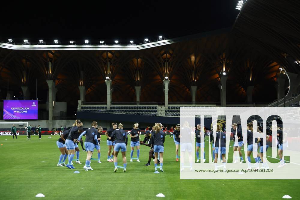 , Pancho Arena, season 2026 2027 , UEFA worldcup qualification football play-offs round 1 , match between Hungary and The Netherlands (women) 1st leg , Pictures shows Netherlands players during the warming up Hungary - Netherlands (women) x208074114x