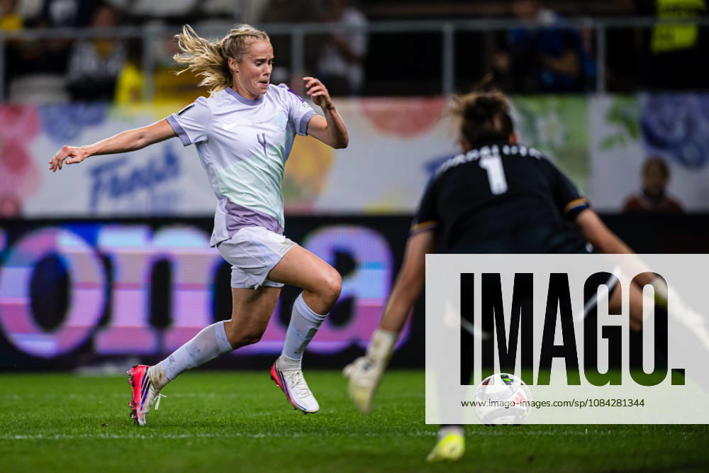 Julie Blakstad of Norway during the FIFA Women s World Cup Qualifier football match between Romania and Norway on October 9, 2026 in Bucharest. Photo: Marius Simensen BILDBYRAN COP 238 bbeng dam FIFA World Cup, WM, Weltmeisterschaft, Fussball qualifiers football fotball fotboll landskamp norge norway romania soccer vm kvalik vm-kvalifisering kvinner
