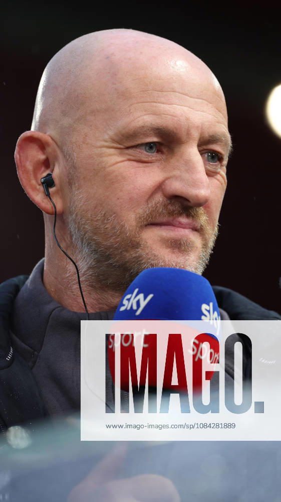 Fussball 2.Bundesliga, 1.FC Heidenheim - 1.FC Kaiserslautern v.l. Torsten Lieberknecht Trainer (1.FC Kaiserslautern) bei SKY Heidenheim
