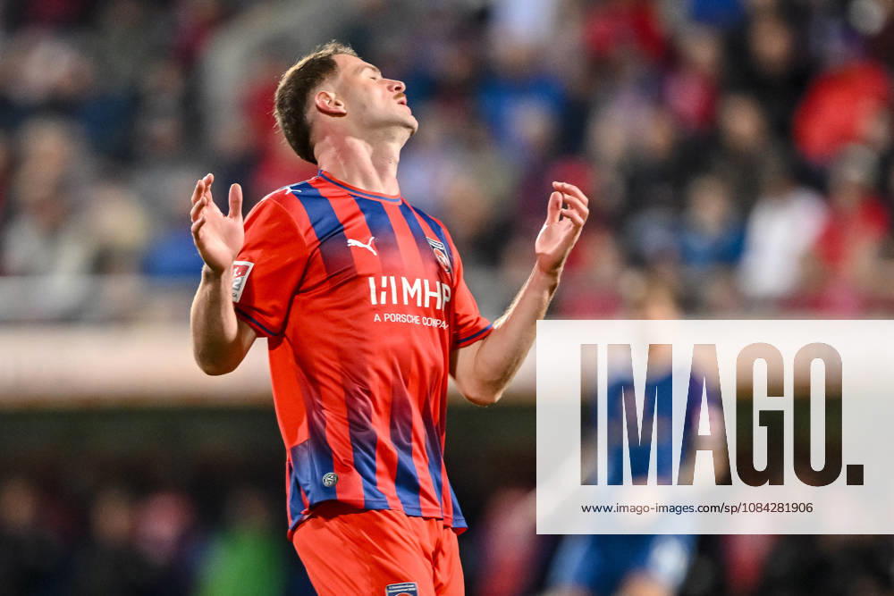 Budu Siwsiwadse (1. FC Heidenheim 1846) gestikuliert, gestik waehrend des spiels der 2. Bundesliga zwischen 1. FC Heidenheim und 1. FC Kaiserslautern, Voith-Arena am 09. October 2026 in Heidenheim an der Brenz, Deutschland. (Foto von Harry Langer DeFodi Images) +++ Budu Siwsiwadse (1. FC Heidenheim 1846) gestures during the 2nd Bundesliga match between 1. FC Heidenheim and 1. FC Kaiserslautern at Voith-Arena on October 9, 2026 in Heidenheim an der Brenz, Germany. (Photo by Harry Langer DeFodi Images) DFB DFL REGULATIONS PROHIBIT ANY USE OF PHOTOGRAPHS AS IMAGE SEQUENCES AND OR QUASI-VIDEO. (Photo by Harry Langer DeFodi Images) DFB DFL REGULATIONS PROHIBIT ANY USE OF PHOTOGRAPHS AS IMAGE SEQUENCES AND OR QUASI-VIDEO. -