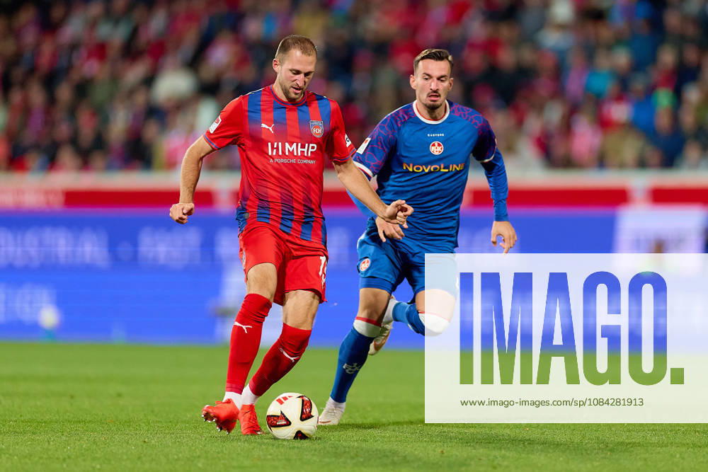Zweikampf, Duell zwischen Jonas Foehrenbach (1.FC Heidenheim, 19) und Mergim Berisha (FC Kaiserslautern, 20) GER, 1. FC Heidenheim 1846 vs. 1. FC Kaiserslautern, Fussball, 2. Bundesliga, 7. Spieltag, Spielzeit 2026 2027, 09.10.2026 DFL regulations prohibit any use of photographs as image sequences and or quasi-video. GER, 1. FC Heidenheim 1846 vs. 1. FC Kaiserslautern, Fussball, 2. Bundesliga, 7. Spieltag, Spielzeit 2026 2027, 09.10.2026 Heidenheim an der Brenz