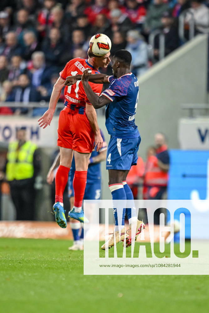 Budu Siwsiwadse (1. FC Heidenheim 1846) und Maxwell Gyamfi (1. FC Kaiserslautern) im Zweikampf waehrend des spiels der 2. Bundesliga zwischen 1. FC Heidenheim und 1. FC Kaiserslautern, Voith-Arena am 09. October 2026 in Heidenheim an der Brenz, Deutschland. (Foto von Harry Langer DeFodi Images) +++ Budu Siwsiwadse (1. FC Heidenheim 1846) und Maxwell Gyamfi (1. FC Kaiserslautern) battle for the ball during the 2nd Bundesliga match between 1. FC Heidenheim and 1. FC Kaiserslautern at Voith-Arena on October 9, 2026 in Heidenheim an der Brenz, Germany. (Photo by Harry Langer DeFodi Images) DFB DFL REGULATIONS PROHIBIT ANY USE OF PHOTOGRAPHS AS IMAGE SEQUENCES AND OR QUASI-VIDEO. (Photo by Harry Langer DeFodi Images) DFB DFL REGULATIONS PROHIBIT ANY USE OF PHOTOGRAPHS AS IMAGE SEQUENCES AND OR QUASI-VIDEO. -