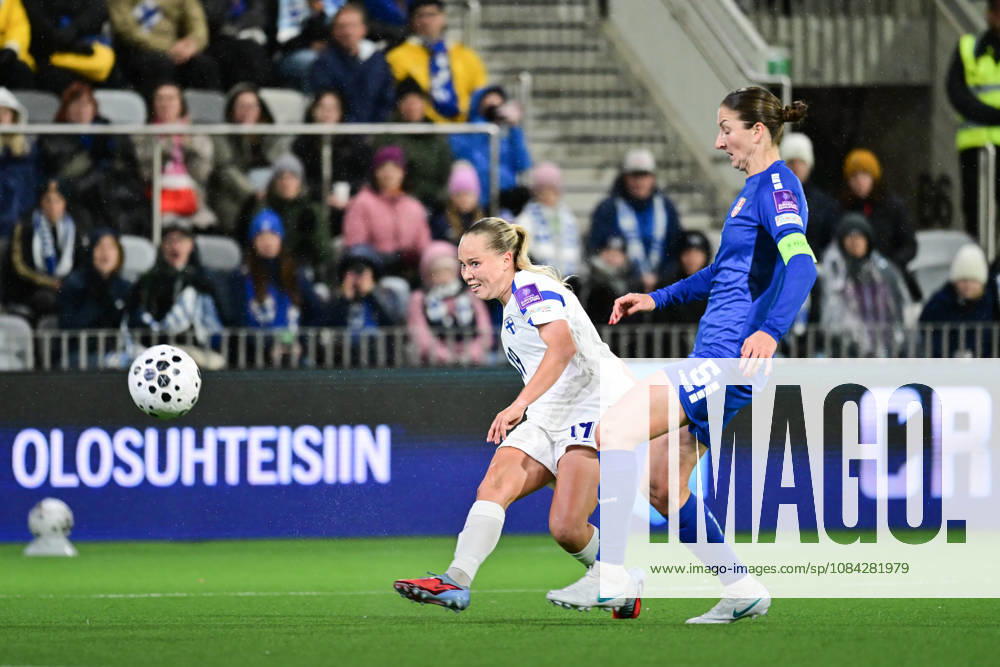 LKS 20261009 Lotta Lindström of Finland (left) and Violeta Slovic of Serbia in action during the women s World Cup European Qualifying play-off round first leg football match between Finland and Serbia in Tampere, Finland, on October 9, 2026, ahead of the 2027 FIFA Women s World Cup. - ANSSI TAKALA Tampere Finland XM6kEvZLtvo
