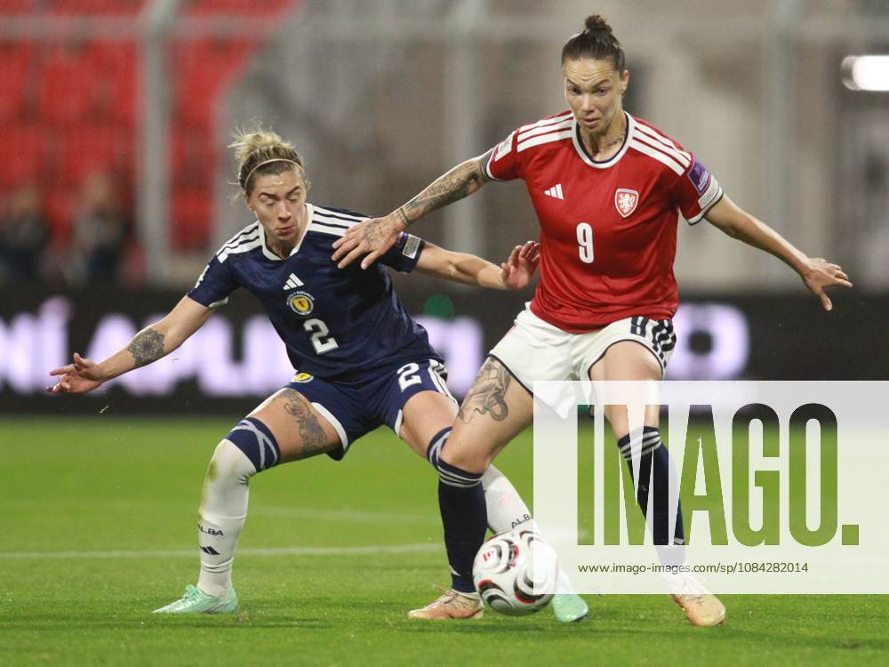 Nicola Dooherty of Scotland and Andrea Staskova of Czechia in action. Czechia Women v Scotland Women, Women s European World Cup Qualifier, Football, Stadion Arnosta, Pardubice, Czechia - 09 Oct 2026Pardubice Stadion Arnosta Czech Republic