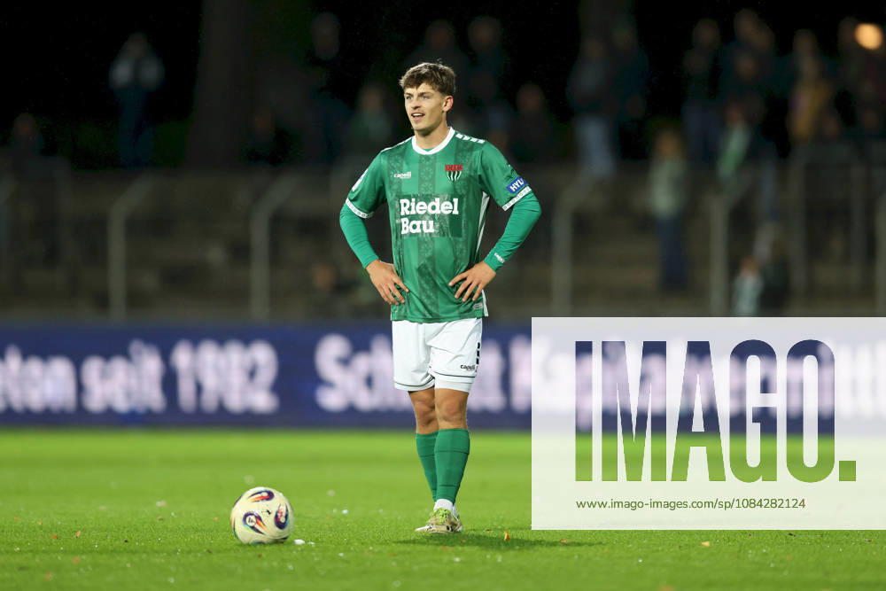 Herren, Fussball, Saison 2026 2027, Regionalliga Bayern, 13. Spieltag: 1. FC Schweinfurt 1905 - SC Eltersdorf Valentin Schmitt ( 11, 1. FC Schweinfurt 1905) Schweinfurt Sachs-Stadion Bayern Deutschland