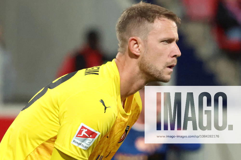 Fussball 2.Bundesliga, 1.FC Heidenheim - 1.FC Kaiserslautern v.l. Thomas Dähne Daehne (1FC Heidenheim 1846) Heidenheim