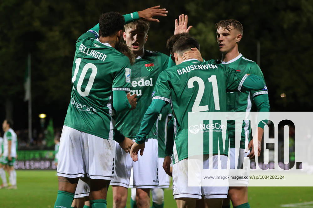Fußball, Herren, Regionalliga Bayern, Saison 2026 2027, 13. Spieltag: FC Schweinfurt 05 - SC Eltersdorf Schweinfurt feiert das 1:1 durch Lauris Bausenwein (FC Schweinfurt 05, 21) Schweinfurt Riedel-Bau-Arena im Sachs-Stadio Bayern Unterfranken Deutschland