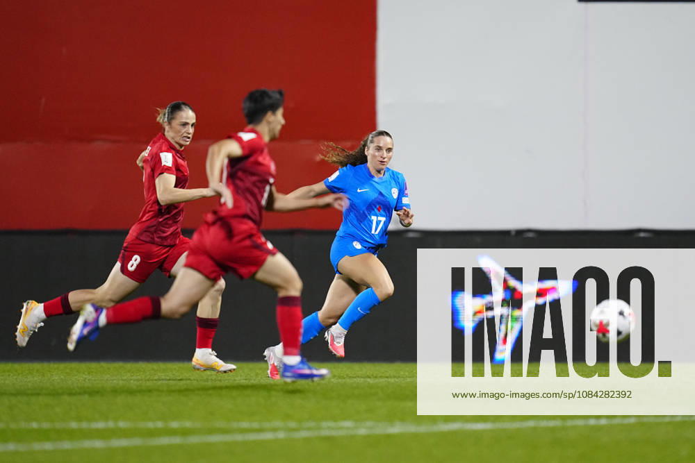 Turkiye v Slovenia - FIFA Womens World Cup 2027 European Qualifiers Play-offs Round 1: First Leg ISTANBUL, TURKEY - OCTOBER 9: Izabela Krizaj of Slovenia in action during the FIFA Women s World Cup 2027 European Qualifiers Play-offs Round 1 First Leg between Turkiye and Slovenia at Pendik Stadyumu on October 9, 2026 in Istanbul, Turkey. Istanbul Pendik Stadyumu Turkey