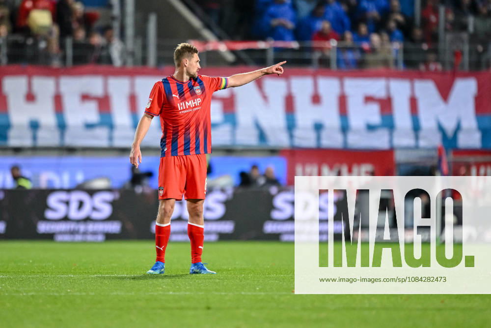 Patrick Mainka (1. FC Heidenheim 1846) gestikuliert, gestik waehrend des spiels der 2. Bundesliga zwischen 1. FC Heidenheim und 1. FC Kaiserslautern, Voith-Arena am 09. October 2026 in Heidenheim an der Brenz, Deutschland. (Foto von Harry Langer DeFodi Images) +++ Patrick Mainka (1. FC Heidenheim 1846) gestures during the 2nd Bundesliga match between 1. FC Heidenheim and 1. FC Kaiserslautern at Voith-Arena on October 9, 2026 in Heidenheim an der Brenz, Germany. (Photo by Harry Langer DeFodi Images) DFB DFL REGULATIONS PROHIBIT ANY USE OF PHOTOGRAPHS AS IMAGE SEQUENCES AND OR QUASI-VIDEO. (Photo by Harry Langer DeFodi Images) DFB DFL REGULATIONS PROHIBIT ANY USE OF PHOTOGRAPHS AS IMAGE SEQUENCES AND OR QUASI-VIDEO. -