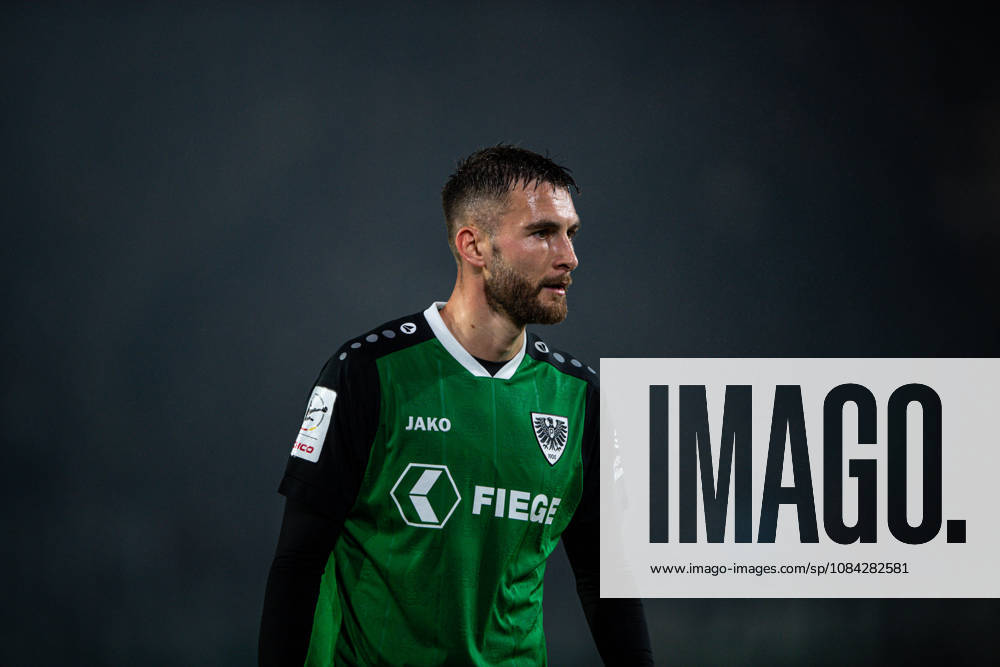3. Liga, 8. Spieltag, SC Preußen Münster vs. Rot-Weiss Essen im LVM-Preußenstadion. Felix Higl Close (Münster) WICHTIGER HINWEIS: Gemäß den Vorgaben des DFB und der DFL ist es untersagt, in dem Stadion und oder vom Spiel angefertigte Fotoaufnahmen in Form von Sequenzbildern und oder videoähnlichen Fotostrecken zu verwerten bzw. verwerten zu lassen.
