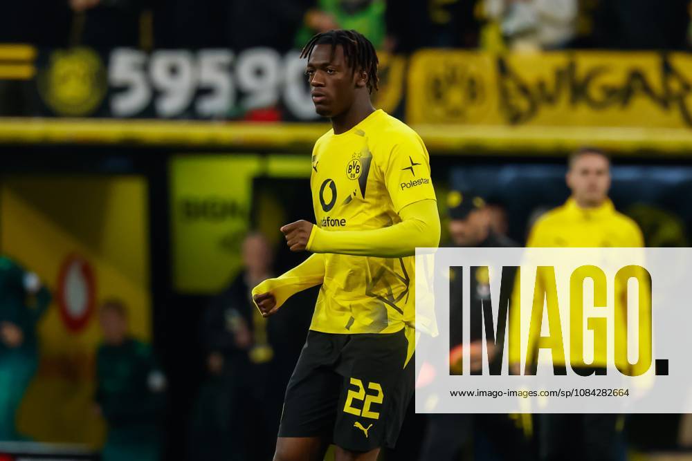 DORTMUND - Joane Gadou of Borussia Dortmund during the Bundesliga match between Borussia Dortmund and SV Werder Bremen at Signal Iduna Park on October 9, 2026 in Dortmund, Germany. MARCEL TER BALS ANP Bundesliga 2026 27 ANPxSportx xMarcelxterxBalsxIVx 571954377 originalFilename: 571954377