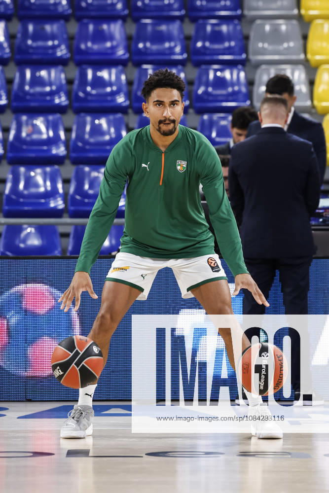 Maodo Lo Of Zalgiris Kaunas warms up during the EuroLeague League Phase MD 4 match played between FC Barcelona, Barca and Zalgiris Kaunas at Palau Blaugrana on October 09, 2026 in Barcelona, Spain. FC Barcelona V Zalgiris Kaunas - Euroleague 2026 2027 - ZUMAa181 20261009_zaa_a181_255