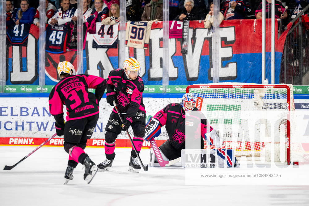 Eishockey - Saison 2026 2027 - Penny DEL - Nürnberg Ice Tigers Icetigers - Adler Mannheim - ThHa - - Tyler Spezia (37, Nürnberg Ice Tigers, NIT ) Marcus Weber (24, Nürnberg Ice Tigers, NIT ) Niklas Treutle (31, Nürnberg Ice Tigers, NIT )