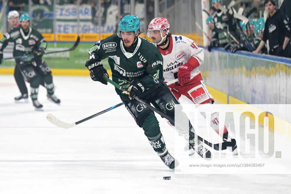 David Cerny (Bietigheim Steelers, 10) am Puck im Zweikampf mit Marco Pfleger (EC Bad Nauheim, 47) Bietigheim Steelers vs. EC Bad Nauheim , Eishockey, DEL 2, 07.Hauptrundenspiel, Saison 2026 2027, 09.10.2026 Bietigheim Steelers vs. EC Bad Nauheim , Eishockey, DEL 2, 07.Hauptrundenspiel, Saison 2026 2027, 09.10.2026 Bietigheim