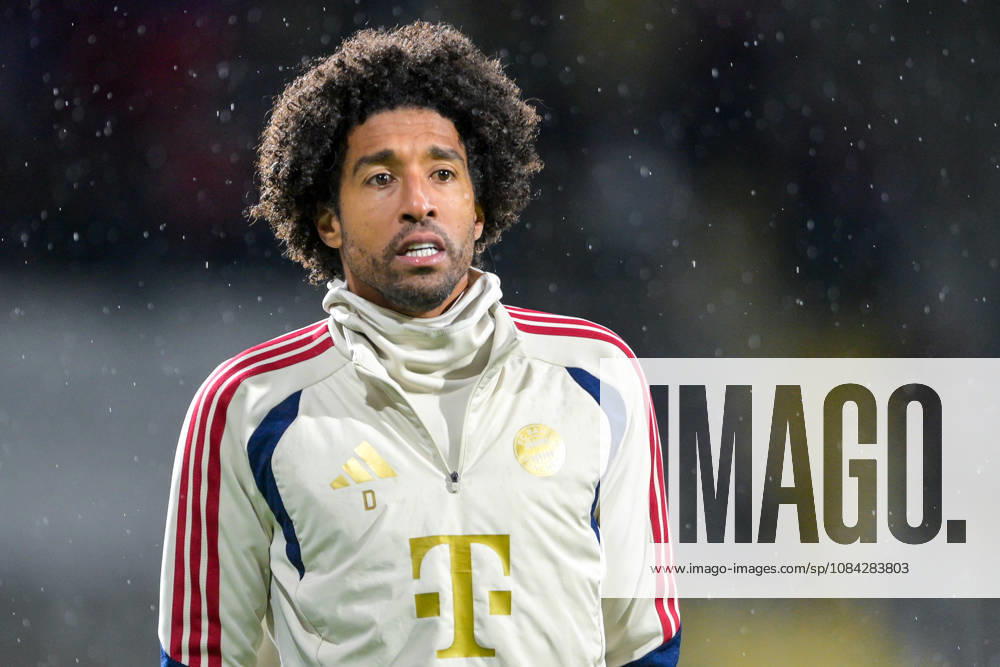 Trainer Costa Santos Dante (FC Bayern Muenchen) Einzelbild, Aktion, Action, 09.10.2026, München (Deutschland), Fussball, Regionalliga Bayern, FC Bayern München II - SpVgg Unterhaching