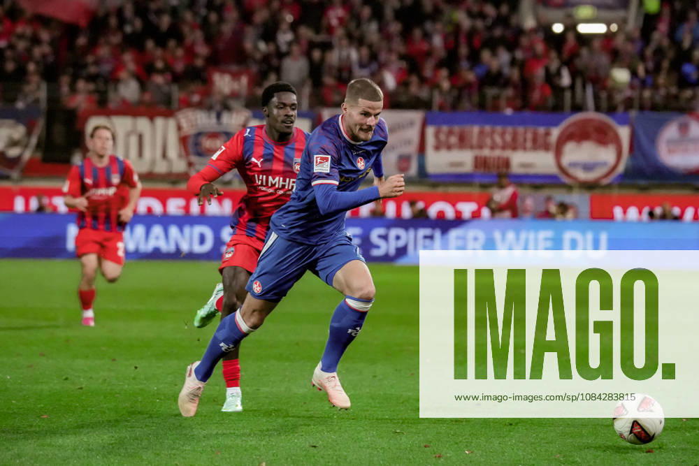 Deutschland: Fussball Saison 2026 2027 , 2. Bundesliga , 7. Spieltag , 1. FC Heidenheim vs. 1. FC Kaiserslautern - Voith-Arena (Heidenheim) : Jan Elvedi (1. FC Kaiserslautern, 33) im Zweikampf mit Christian Conteh (1. FC Heidenheim, 10) Heidenheim Voith-Arena Deutschland Germany