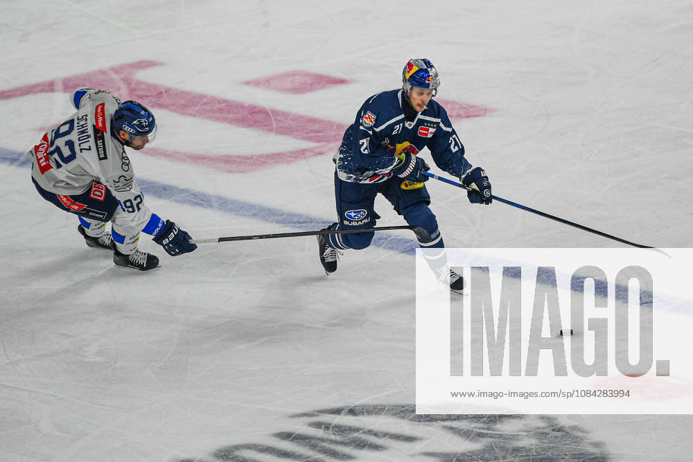 München, Deutschland. PENNY DEL, Deutsche Eishockey Liga, Saison 2026 27, 7. Spieltag: EHC Red Bull München gegen ERC Ingolstadt im SAP Garden in München. Dominik Kahun (EHC Red Bull München) beim Schlittschuhlaufen, in Bewegung auf dem Eis