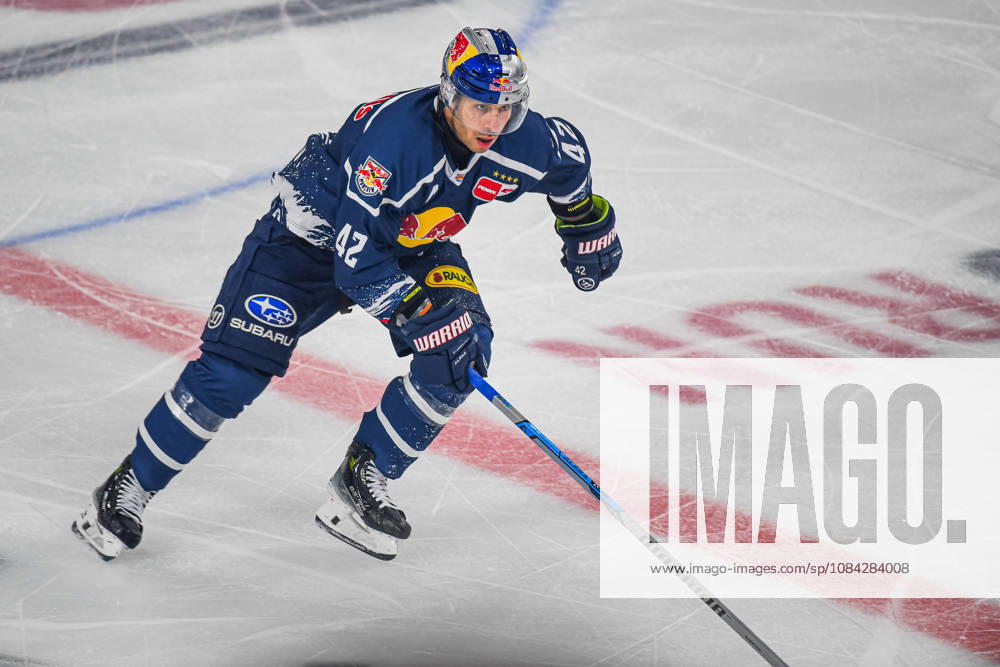 München, Deutschland. PENNY DEL, Deutsche Eishockey Liga, Saison 2026 27, 7. Spieltag: EHC Red Bull München gegen ERC Ingolstadt im SAP Garden in München. Yasin Ehliz (EHC Red Bull München) beim Schlittschuhlaufen, in Bewegung auf dem Eis