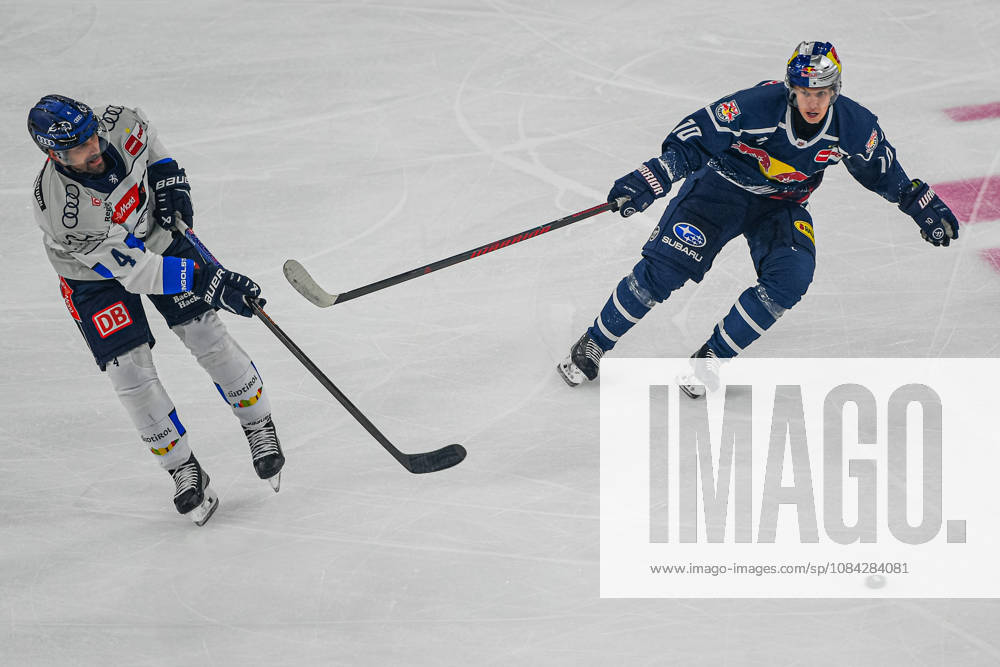 München, Deutschland. PENNY DEL, Deutsche Eishockey Liga, Saison 2026 27, 7. Spieltag: EHC Red Bull München gegen ERC Ingolstadt im SAP Garden in München. Elis Hede (EHC Red Bull München) nachdenklich, ernst, fokussiert mit Morgan Ellis (ERC Ingolstadt)
