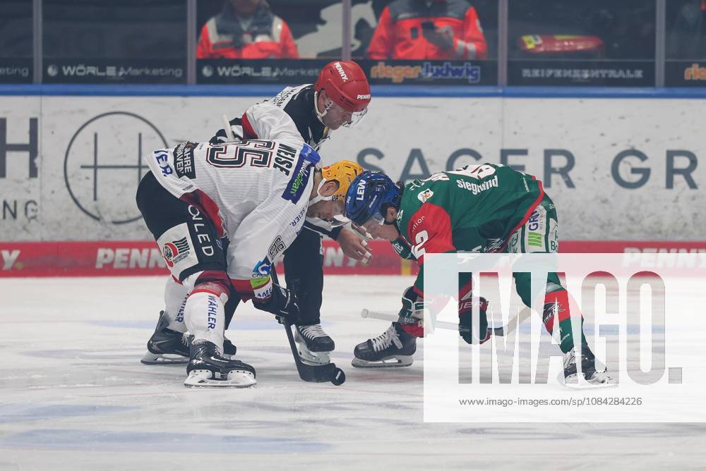 Bully, Christian Wejse (Fischtown Pinguins 65), Enrico Henriquez-Morales 52 (Augsburger Panther), Augsburger Panther vs. Fischtown Pinguins, 7. Spieltag, Eishockey, Penny-DEL, 09.10.2026 Augsburg Bayern Deutschland