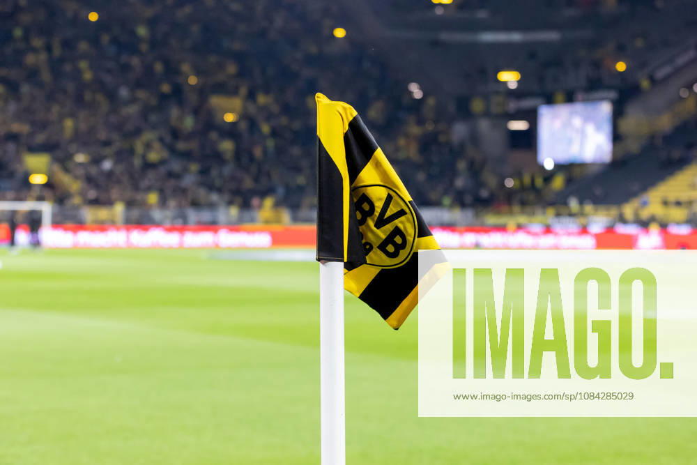 Dortmund, Deutschland 09. Oktober 2026: 1. BL - 2026 2027 - Sp. 5 - Borussia Dortmund gegen SV Werder Bremen Im Bild: Eckfahne im Signal Iduna Park vor dem Spiel DFL DFB regulations prohibit any use of photographs as image sequences and or quasi-video. Signal Iduna Park Nordrhein Westfalen