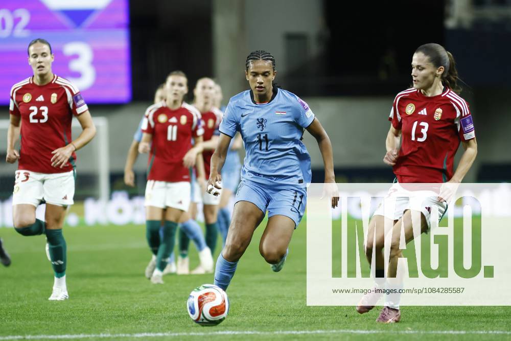 , Pancho Arena, season 2026 2027 , UEFA worldcup qualification football play-offs round 1 , match between Hungary and The Netherlands (women) 1st leg , Pictures shows Netherlands player Esmee Brugts and Hungary player Viktoria Nagy Hungary - Netherlands (women) x208077571x