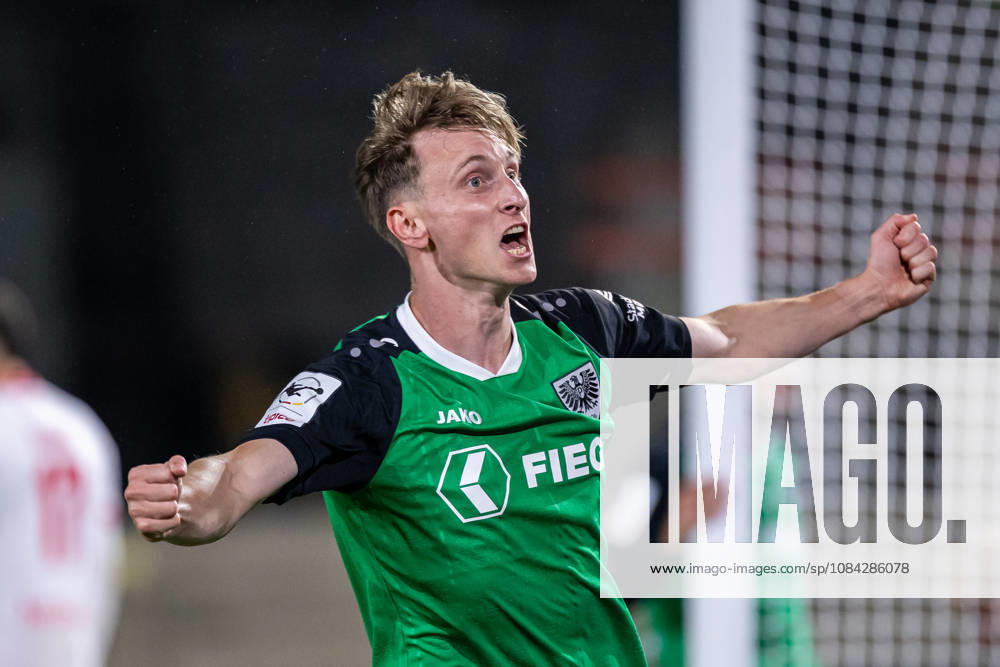Joshua Mees (SC Preussen Muenster, 08) jubelt ueber das Tor zum 3:3 GER, SC Preussen Muenster vs. Rot-Weiss Essen, Fussball, 3. Liga, 8. Spieltag, Spielzeit 2026 2027, 09.10.2026 DFL Regulations prohibit any use of photographers as image sequences and or quasi-video. GER, SC Preussen Muenster vs. Rot-Weiss Essen, Fussball, 3. Liga, 8. Spieltag, Spielzeit 2026 2027, 09.10.2026 Muenster