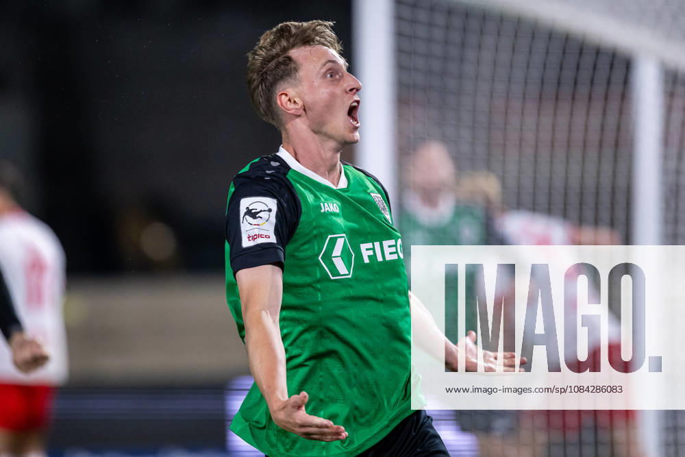 Joshua Mees (SC Preussen Muenster, 08) jubelt ueber das Tor zum 3:3 GER, SC Preussen Muenster vs. Rot-Weiss Essen, Fussball, 3. Liga, 8. Spieltag, Spielzeit 2026 2027, 09.10.2026 DFL Regulations prohibit any use of photographers as image sequences and or quasi-video. GER, SC Preussen Muenster vs. Rot-Weiss Essen, Fussball, 3. Liga, 8. Spieltag, Spielzeit 2026 2027, 09.10.2026 Muenster