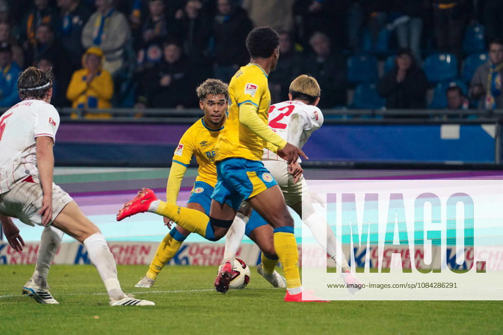 Deutschland: Fussball 2. Bundesliga 2026 2027, 7. Spieltag - Eintracht Braunschweig vs Holstein Kiel - Eintracht-Stadion (Braunschweig): Torchance Yann Sturm (Eintracht Braunschweig, 7)