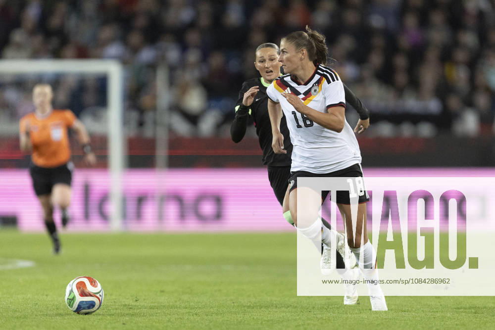GER, Karlsruhe, football, womens football, International Friendly, Länderspiel, Nationalmannschaft Germany vs. Australia in the picture f.l.: Melissa Koessler (Germany 18), runs to score the 2:0 for germany 09.10.2026, BBBank Wildpark Karlsruhe DFB REGULATIONS PROHIBIT ANY USE OF PHOTOGRAPHS AS IMAGE SEQUENCES AND OR QUASI-VIDEO, Karlsruhe BBBank Wildpark Baden-Wuerttemberg Germany