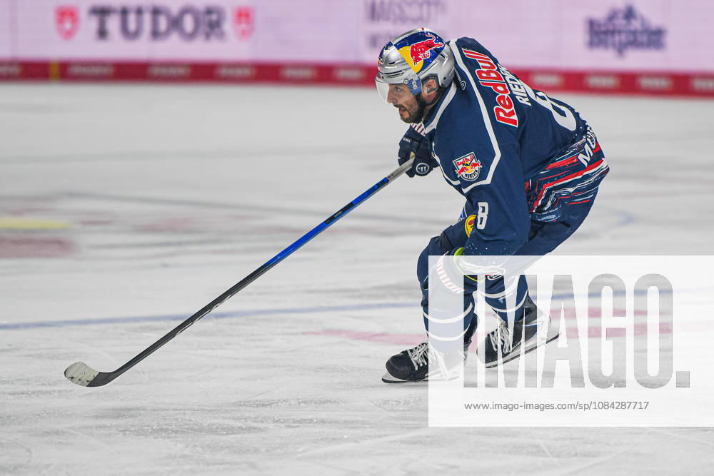 München, Deutschland. PENNY DEL, Deutsche Eishockey Liga, Saison 2026 27, 7. Spieltag: EHC Red Bull München gegen ERC Ingolstadt im SAP Garden in München. Tobias Rieder (EHC Red Bull München) beim Schlittschuhlaufen, in Bewegung auf dem Eis