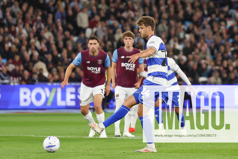 West Ham United v Queens Park Rangers, EFL Sky Bet Championship, EFL, Football, London Stadium, London, UK - 09 Oct 2026 Nicolas Madsen of Queens Park Rangers scores form the spot London London Stadium Stratford GBR, UK NEWSPAPERS OUT