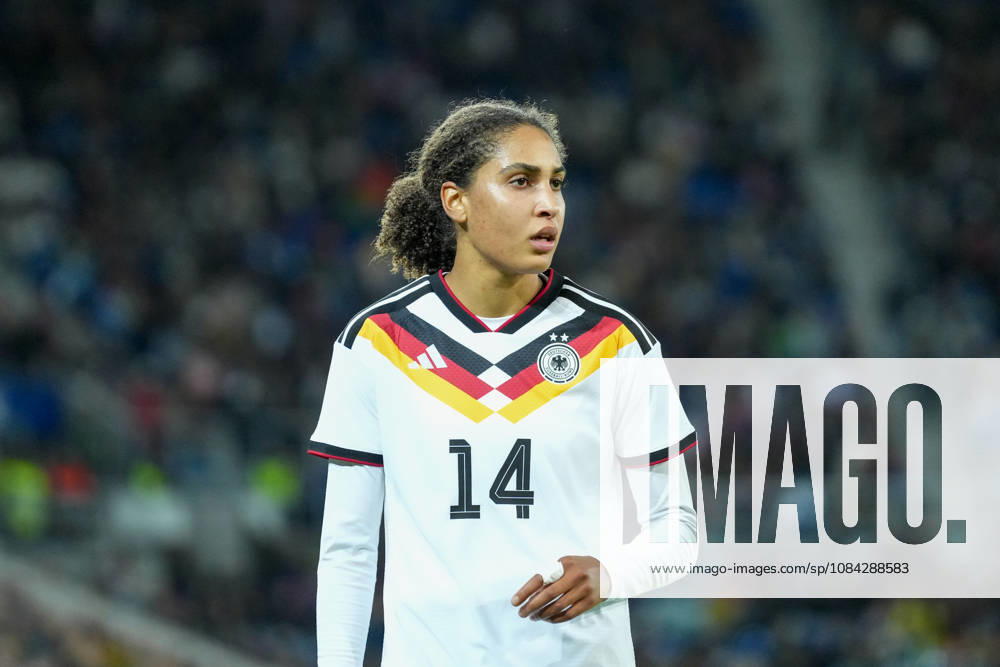 Cora Zicai (Deutschland Frauen-Nationalmannschaft, 14) , Deutschland, Fussball, Länderspiel, Freundschaftsspiel, Testspiel, 2026 2027, Deutschland vs. Australien, 09.10.2026, BBBank Wildpark, Karlsruhe Karlsruhe BBBank Wildpark Baden-Wuerttemberg Deutschland