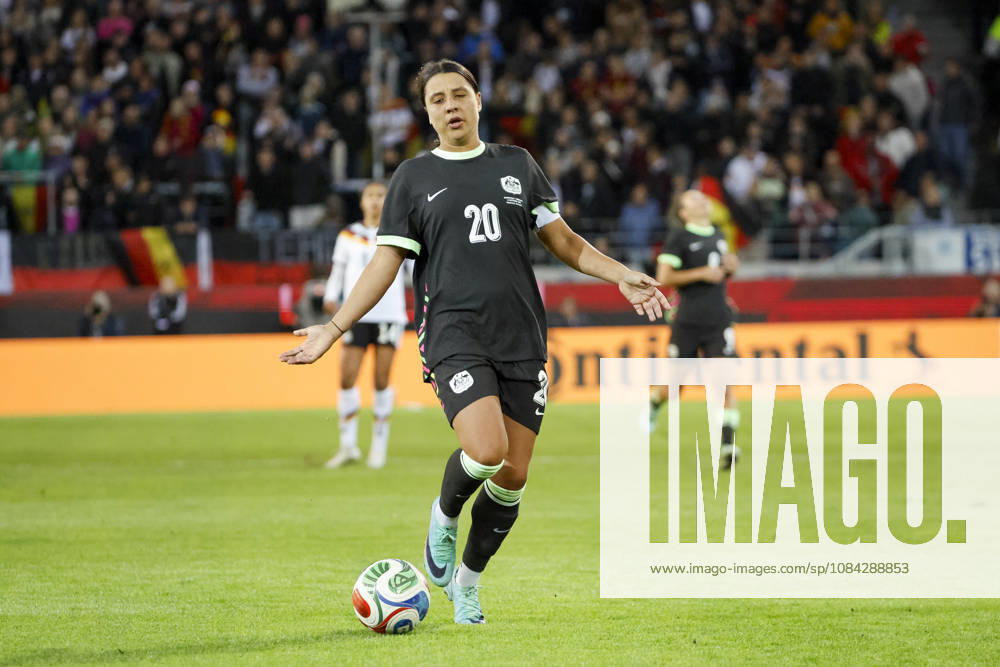Samantha Kerr (Australien, 20) am Ball , Deutschland, Fussball, Frauen, Freundschaftsspiel, 2026, Deutschland vs. Australien, 09.10.2026, Karlsruhe BBBank Wildpark Deutschland
