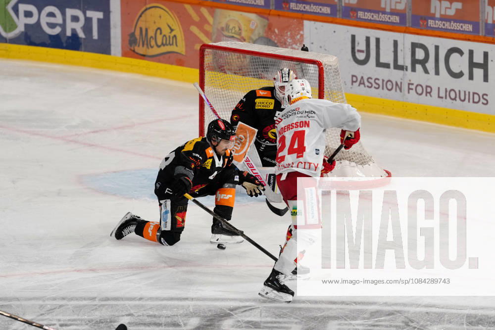 3014 Bern BE, Switzerland - October 09: Samuel Kreis (44 SCB) with a block of a shoot of Lias Andersson (24 EHCB) during the National League match between SC Bern and EHC Biel-Bienne at PostFinance Arena on October 09, 2026 in 3014 Bern BE, Switzerland.