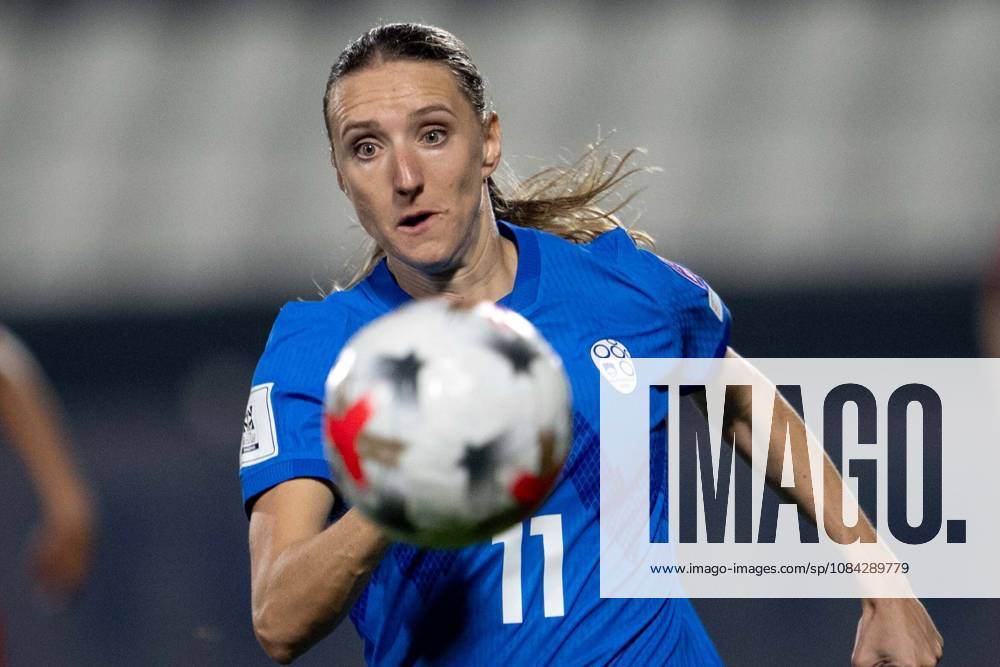 Turkiye v Slovenia - FIFA Women s World Cup 2027 European Qualifiers ISTANBUL, TURKIYE - OCTOBER 09: Lara Pransnikar (11) of Slovenia competes during the FIFA Women s World Cup 2027 European Qualifiers Play-offs Round 1 First Leg between Turkiye and Slovenia at Pendik Stadium in Istanbul, Turkiye, on October 09, 2026. Didem Mente Anadolu Istanbul Turkey. Editorial use only. Please get in touch for any other usage.
