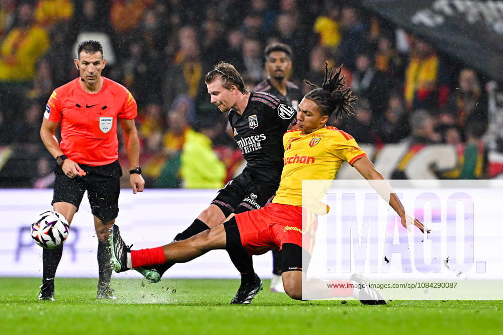 RC Lens v Olympique Lyonnais - Ligue 1 McDonald s 2026 2027 Pavel SULC of Lyon and Ismaelo GANIOU of Lens during Ligue 1 McDonald s match between Lens and Lyon at Stade Bollaert-Delelis on October 9, 2026 in Lens, France. Lens France