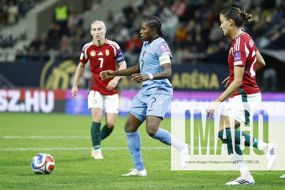 , Pancho Arena, season 2026 2027 , UEFA worldcup qualification football play-offs round 1 , match between Hungary and The Netherlands (women) 1st leg , Pictures shows Netherlands player Lineth Beerensteyn Hungary - Netherlands (women) x208079568x