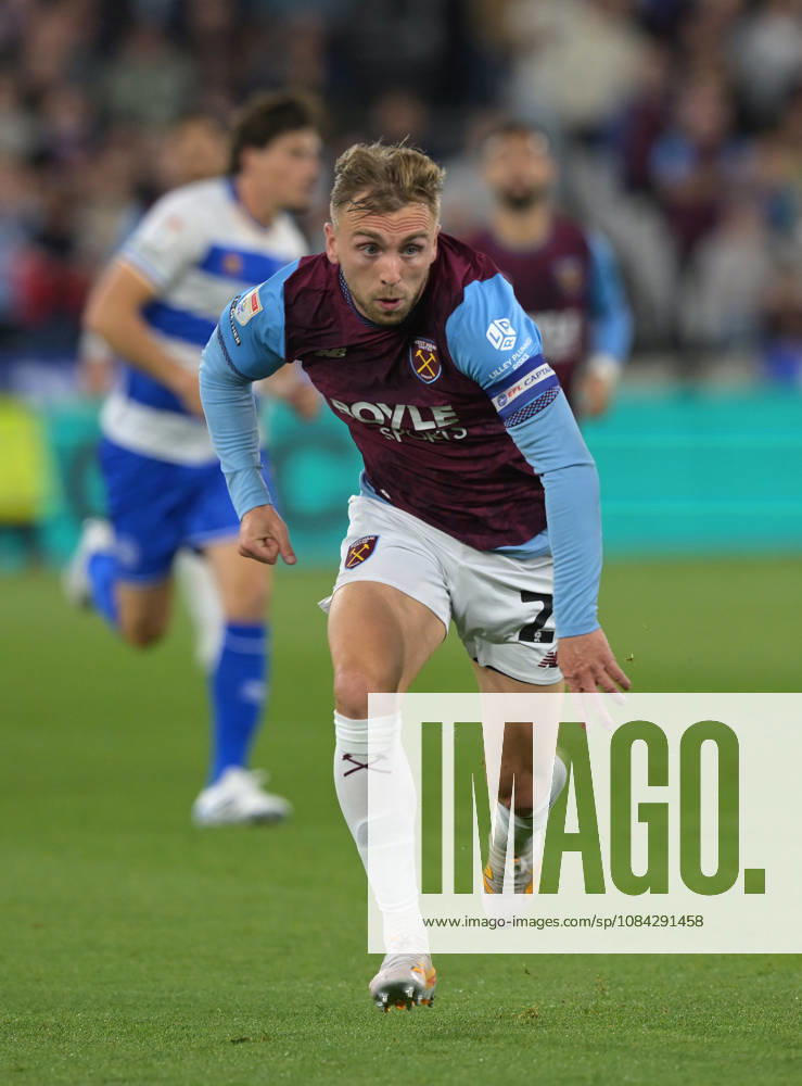 West Ham vs QPR Championship Jarrod Bowen of West Ham United during the West Ham vs Queens Park Rangers, EFL Championship match at the London Stadium Stratford. This image is for . Licence required from the Football DataCo for any other use. London The London Stadium UK