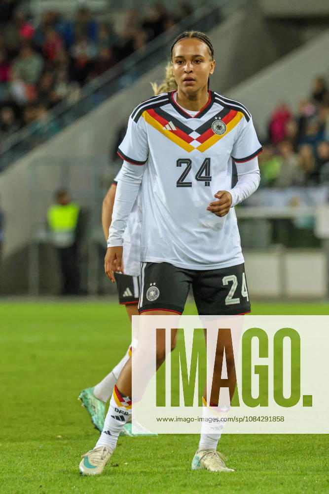 Karlsruhe, Deutschland: 09.10.2026 - Länderspiel Freundschaftsspiel - Deutschland Frauen vs. Australien Frauen Im Bild: Lisa Baum (Deutschland) debüttiert