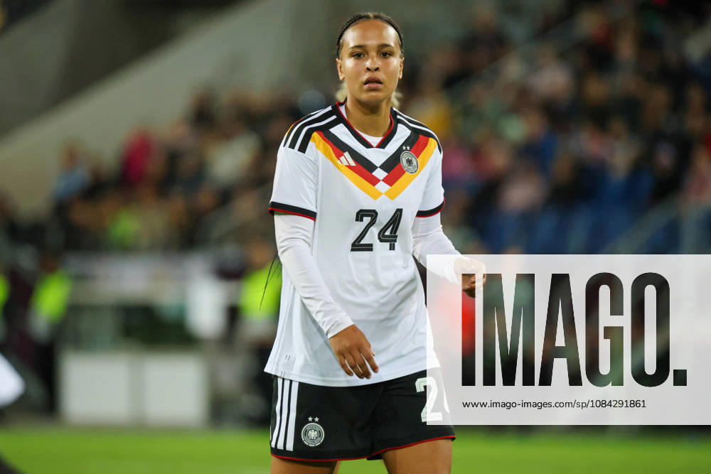 Karlsruhe, Deutschland: 09.10.2026 - Länderspiel Freundschaftsspiel - Deutschland Frauen vs. Australien Frauen Im Bild: Lisa Baum (Deutschland) debüttiert