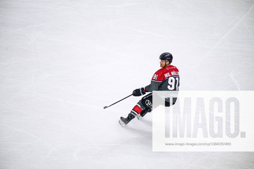 COLOGNE, GERMANY - 9 OCTOBER, 2026: Moritz Mueller - The PENNY DEL Ice hockey, Eishockey match Koelner Haie vs. Schwenninger Wild Wings at LANXESS arena.