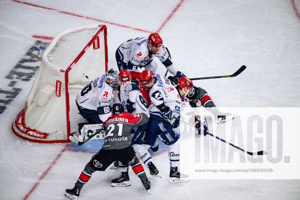 COLOGNE, GERMANY - 9 OCTOBER, 2026: - The PENNY DEL Ice hockey, Eishockey match Koelner Haie vs. Schwenninger Wild Wings at LANXESS arena.