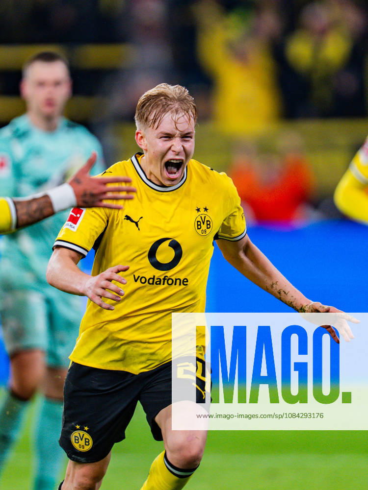 1. Bundesliga, 5. Spieltag, Borussia Dortmund vs. Werder Bremen am 09.10.2026 Tor zum 1:0 durch Daniel Svensson mit Fabio Silva