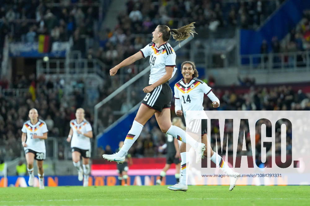 Melissa Kössler Melissa Koessler (Deutschland Frauen-Nationalmannschaft, 18) Torjubel, Emotionen, Torschuss, Abschluss, Torerfolg, Tor, Treffer , Deutschland, Fussball, Länderspiel, Freundschaftsspiel, Testspiel, 2026 2027, Deutschland vs. Australien, 09.10.2026, BBBank Wildpark, Karlsruhe Karlsruhe BBBank Wildpark Baden-Wuerttemberg Deutschland