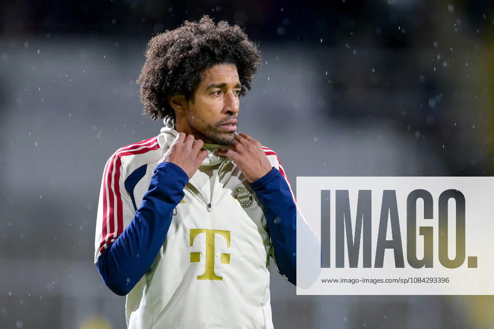 Trainer Costa Santos Dante (FC Bayern Muenchen) Einzelbild, Aktion, Action, 09.10.2026, München (Deutschland), Fussball, Regionalliga Bayern, FC Bayern München II - SpVgg Unterhaching