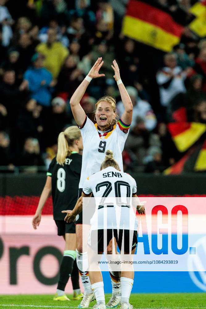 Sjoeke Nuesken (Nüsken, Germany, 9) celebrates scoring the 4:2 goal with her teammates during the International Friendly, Länderspiel, Nationalmannschaft match between Germany vs. Australia at BBBank Wildpark on October 09, 2026 in Karlsruhe, Germany. Germany