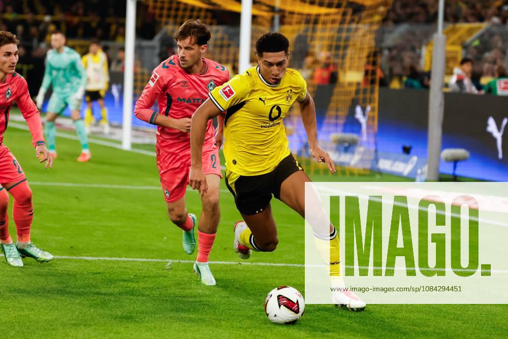 DORTMUND - Jobe Bellingham of Borussia Dortmund during the Bundesliga match between Borussia Dortmund and SV Werder Bremen at Signal Iduna Park on October 9, 2026 in Dortmund, Germany. MARCEL TER BALS ANP Bundesliga 2026 27 ANPxSportx xMarcelxterxBalsxIVx 571969977 originalFilename: 571969977