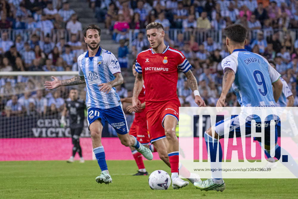 Roberto Fernandez (N9) in action runs with the ball during La Liga match between Malaga and RCD Espanyol at the Estadio de la Rosaleda on the 9th of October, 2026 in Malaga, Spain