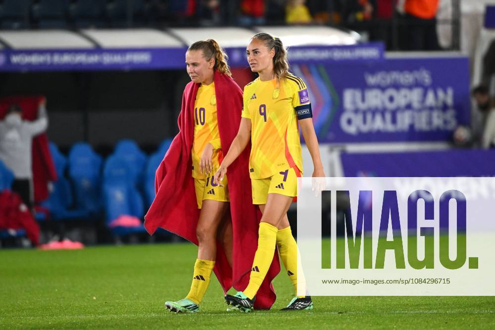 Belgium v Poland - FIFA Women s World Cup 2027 UEFA Qualifiers LEUVEN, BELGIUM - OCTOBER 09 : Teulings Jarne forward of Belgium,Wullaert Tessa forward of Belgium during the FIFA Women s World Cup 2027 UEFA European Qualifiers play-offs round 1 path 2 first leg match between Belgium and Poland on October 9, 2026 in Leuven, Belgium, 09 10 2026 Leuven Belgium
